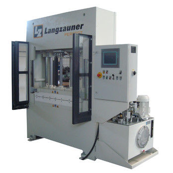 Presse servo-hydraulique - 60T - Langzauner - de formage RTM / pour matériaux composites / de laboratoire