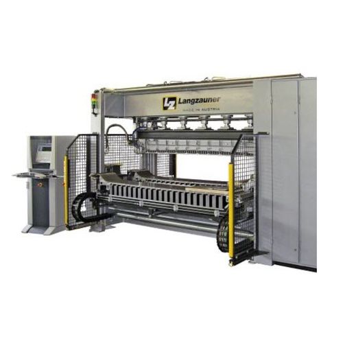 Presse de formage RTM - Langzauner - pour matériaux composites / pour ski / à piston ascendant