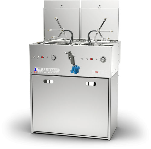 Machine de lavage à eau - S.U.M.O. - B-TEC GmbH - par aspersion / à solvant / à brosse