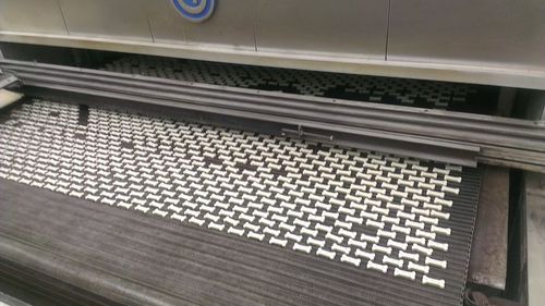 Ligne de production agroalimentaire de nourriture pour animaux de companie - J4