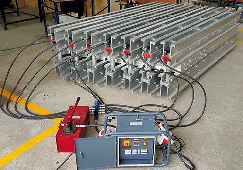 Machine de vulcanisation - Thejo Engineering Ltd
