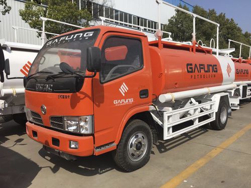 Camion-citerne de transport - EQ1250 - CLW GROUP - des carburants / à 2 essieux / à moteur diesel