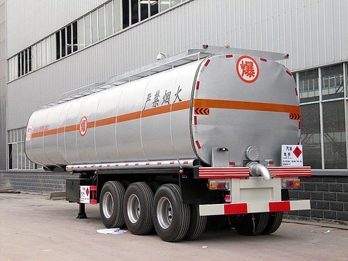 Semi-remorque citerne - CLW GROUP - pour carburant / à 3 essieux / tractée
