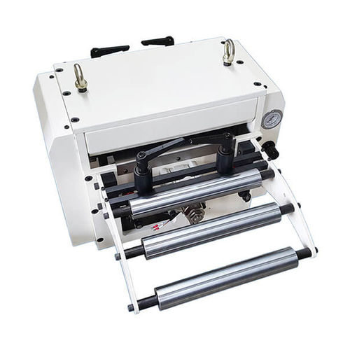 Alimentateur à rouleaux - RNC series - MAYFLAY Machinery (Huizhou) Co., Ltd. - pneumatique / par voie mécanique / servocommandé