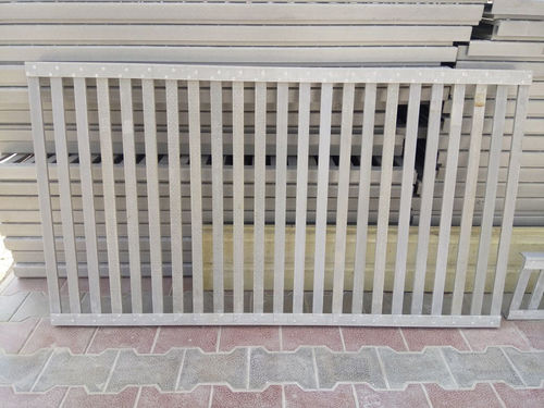 Grille en PRV - AMROCK