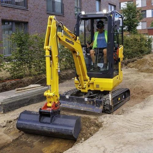 Mini pelle - PC17R-5 - Komatsu Europe - à chenilles / pour chantier de construction / à rayon arrière court
