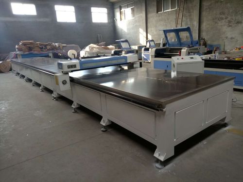Machine de découpe laser CO2 - Jinan Chanke Mechanical Equipment Co., Ltd. - pour matières plastiques / pour bois / pour tissus