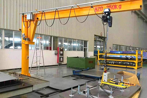 Potence sur colonne - Henan Kuangshan Crane Co., Ltd. - 360° / de levage / rotative