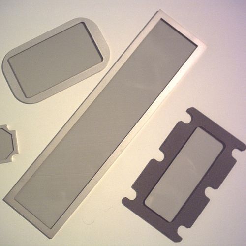 Blindage pour fenêtre - Schlegel Electronic Materials - EMI / RFI