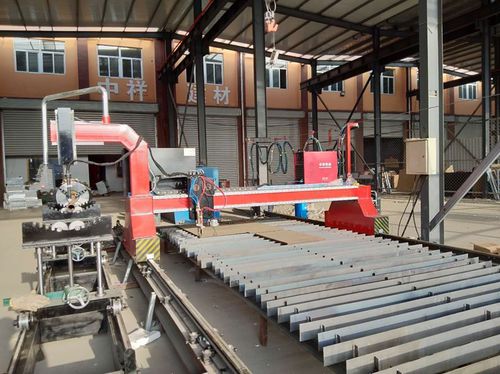 Machine de découpe plasma - Anhui Runbang Heavy Industry Machinery CO., Ltd. - pour métal / de tôle / pour tubes métalliques