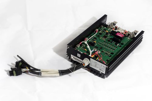 Chargeur de batterie pour véhicule électrique - ARESIA - ST SOUPPLETS