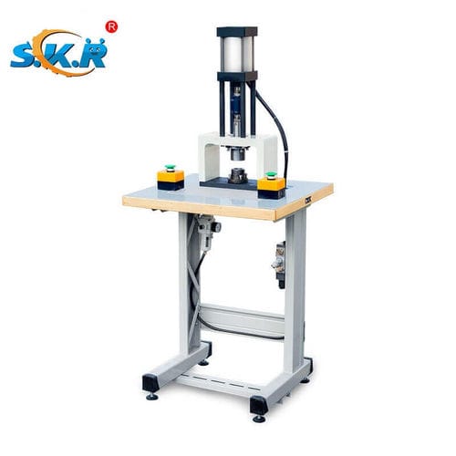 Machine à coudre et à souder pour non-tissés - NK-CMM04 - GD SCARA ROBOT CO., LTD. - pour masques de protection / fixe / automatique
