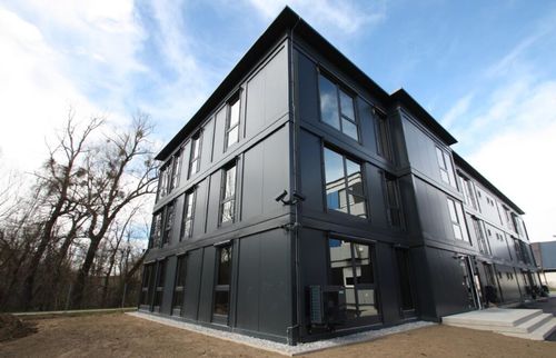 Bâtiment modulaire - HotelMax  - Itera - préfabriqué / hall de production / charpente en acier