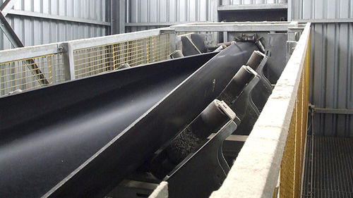 Bande de convoyeur en ciment - Trelleborg Seals & Profiles - de plâtre / à béton