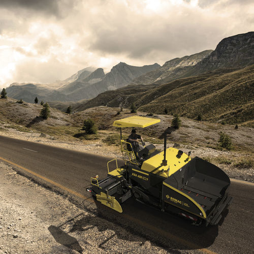 Finisseur d'asphalte - VDA 400 MAX  - BOMAG - sur chenilles / pour constructions