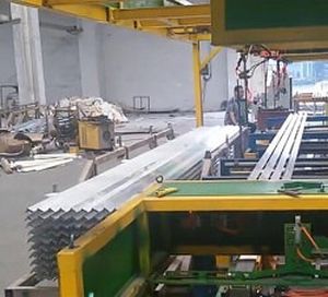 Empileuse pour profilés en aluminium - Shanghai Fhope machinery co.,ltd - automatique