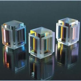 Prisme optique - Nanyang Lida Optic-electronics Co.,Ltd.