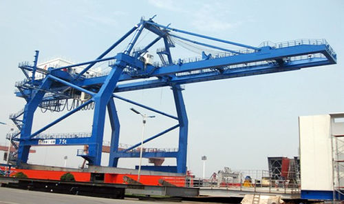 Grue mobile - DALIAN HUARUI HEAVY INDUSTRY GROUP CO.,LTD. - à flèche / pour applications marines / de manutention