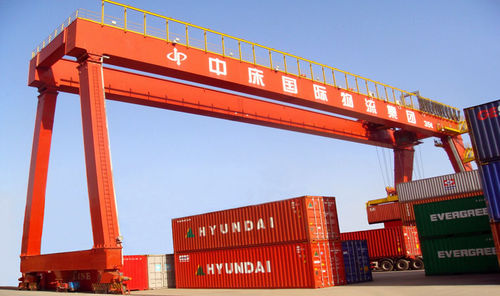 Portique sur rail - DALIAN HUARUI HEAVY INDUSTRY GROUP CO.,LTD. - pour applications marines / pour container
