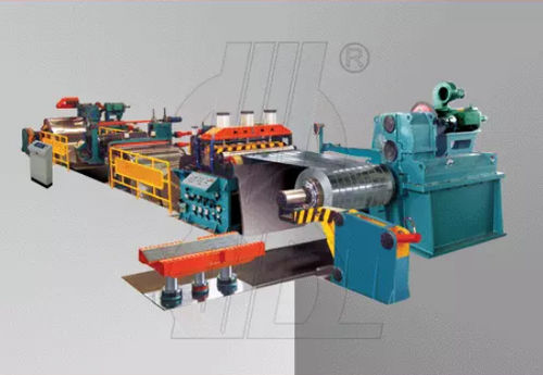 Ligne de découpe en bandes de bande métallique - HL-ZJ1250-120 - Hengli CNC TechnologyCo., Ltd - CNC / alimentée par bobine