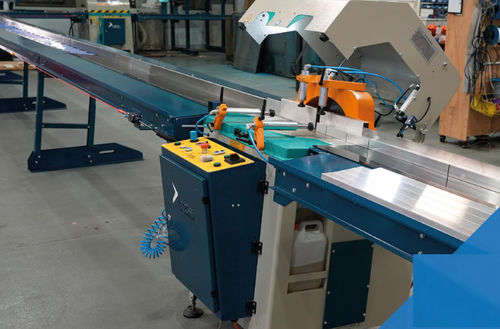 Scie totalement automatique - A420 - ProfiFeed Technologies - à tronçonner / pour aluminium