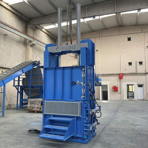 Presse à balles pour pneus - KATANA MAKINA ENERJI SANAYI TICARET LIMITED STI. - verticale / à chargement frontal / compacte