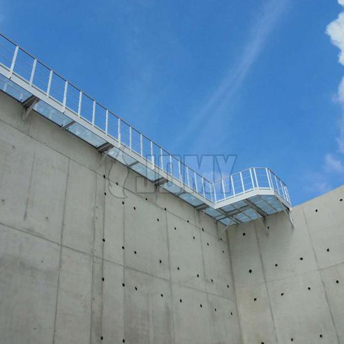 Passerelle piétonne en aluminium - JOMY SA