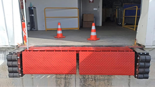 Niveleur de quai hydraulique - EDGE DOCK-8+ - AZ RAMP - à lèvre basculante