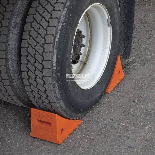 Cale pour camion - UC1500 - Justrite Safety Group
