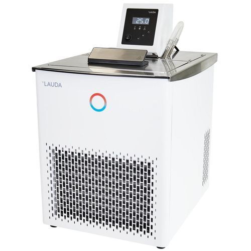 Bain thermostatique à température constante - Alpha RA 12 - LAUDA DR. R. WOBSER GMBH & CO. KG - réfrigéré / en acier inoxydable / chauffé
