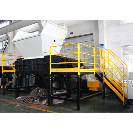 Déchiqueteur primaire - Taizhou Mayslynn Recycling Technology CO.,LTD - à deux arbres / pour le bois / de déchets