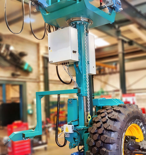 Mât de levage vertical - Handling Concepts Ltd - électrique / télescopique