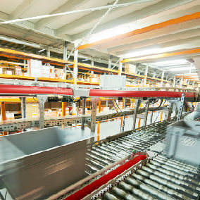 Convoyeur à rouleaux - Jiangsu EBIL Intelligent Storage Technology Co.,Ltd. - horizontal / pour palettes / de sacs