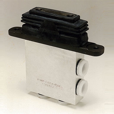 Régulateur/réducteur de pression pour huile - PV6P - Kawasaki Industrial Equipment - pour applications hydrauliques / compact / piloté