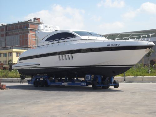 Chariot automoteur pour bateau - Eden Tech Srl - à 3 essieux / pour fortes charges