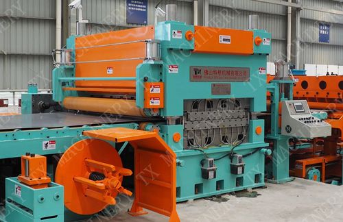 Ligne de découpe transversale à la volée -  FOSHAN TE XIANG MACHINERY CO., LTD - pour PVC / pour aluminium / pour acier
