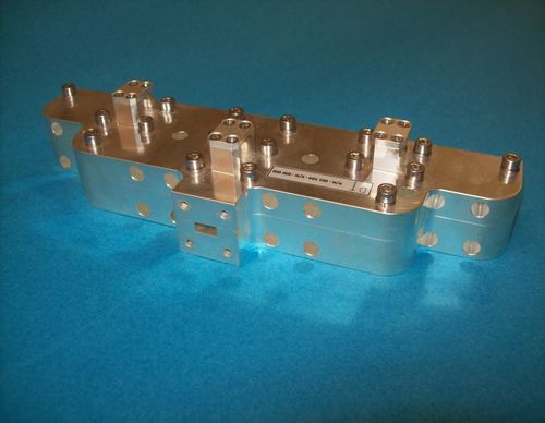 Combineur - CO-4-27500-31000-8-WR28 - DETI Microwave