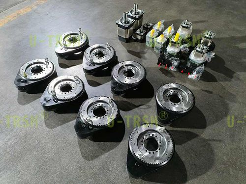 Système d'entraînement rotatif à vis sans fin - Unique Transmission Equipment(Luoyang)Co., LTD