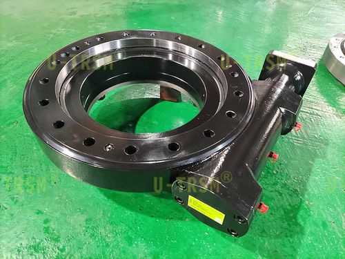 Système d'entraînement rotatif à vis sans fin - SE17 - Unique Transmission Equipment(Luoyang)Co., LTD