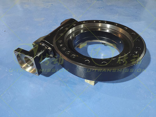 Système d'entraînement rotatif à vis sans fin - PE14  - Unique Transmission Equipment(Luoyang)Co., LTD