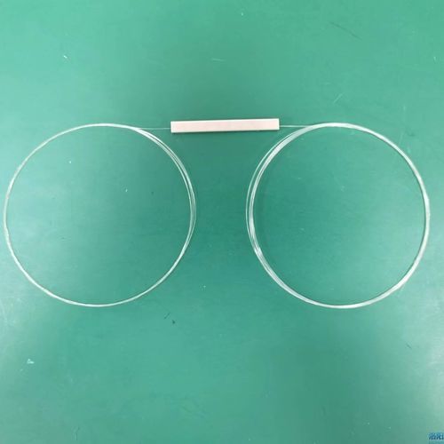Câble répartiteur de fibre optique - Luoyang Hopu Optical Manufacturing Co.,Ltd.