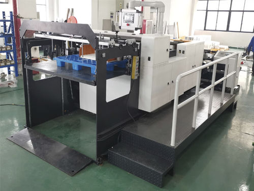 Machine de découpe à couteau - SCT PET - Wenzhou Binbao Machinery - pour papier / de plaques / CNC