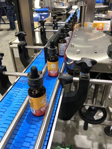 Système d'étiquetage automatique - Sovereign Labelling Machines Limited - pour bouteilles / de canettes / wrap-around