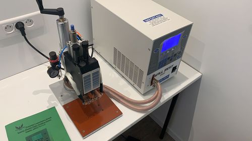 Système de soudage à décharge de condensateur - Will-Best Welding Equipment Co., Ltd. - par points / automatique / benchtop