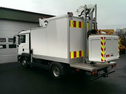 Nacelle élévatrice téléscopique montée sur tracteur - SCJ 15 - Safi Group srl - montée sur camion / électrohydraulique / pour l'agriculture