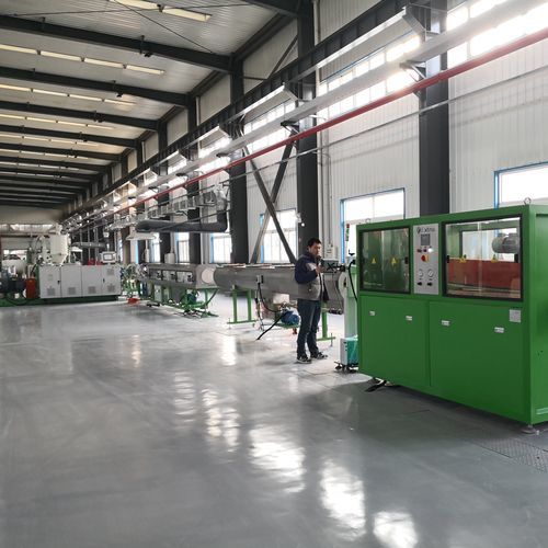 Ligne d'extrusion multicouche - Ningbo Extru Machinery Co., Ltd. - avec refroidissement à eau / contrôlée par PLC / avec écran tactile