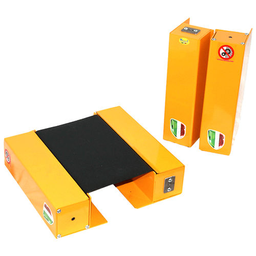 Capot de protection pour tour - Buww Coverings Inc. - pour vis coulissante