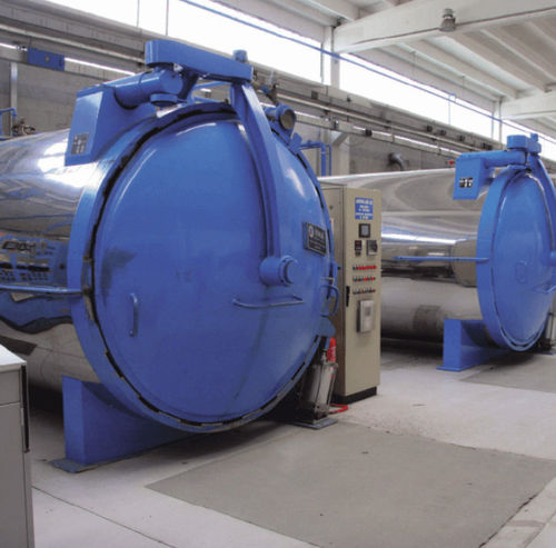 Système de polymérisation avec convoyeur à bande - CDS Curing Systems