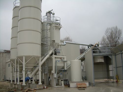 Système de chargement de camion - Betonmec Srl