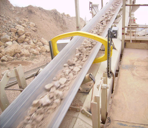 Détecteur de métaux à tunnel - Barrier series - Slavutich Technology LLC - pour convoyeur / pour produits en vrac / à grande sensibilité